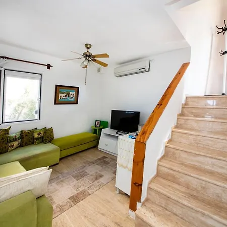 Charming Villa With Mesmerizing Sea View In Yalikavak, Bodrum شقة *